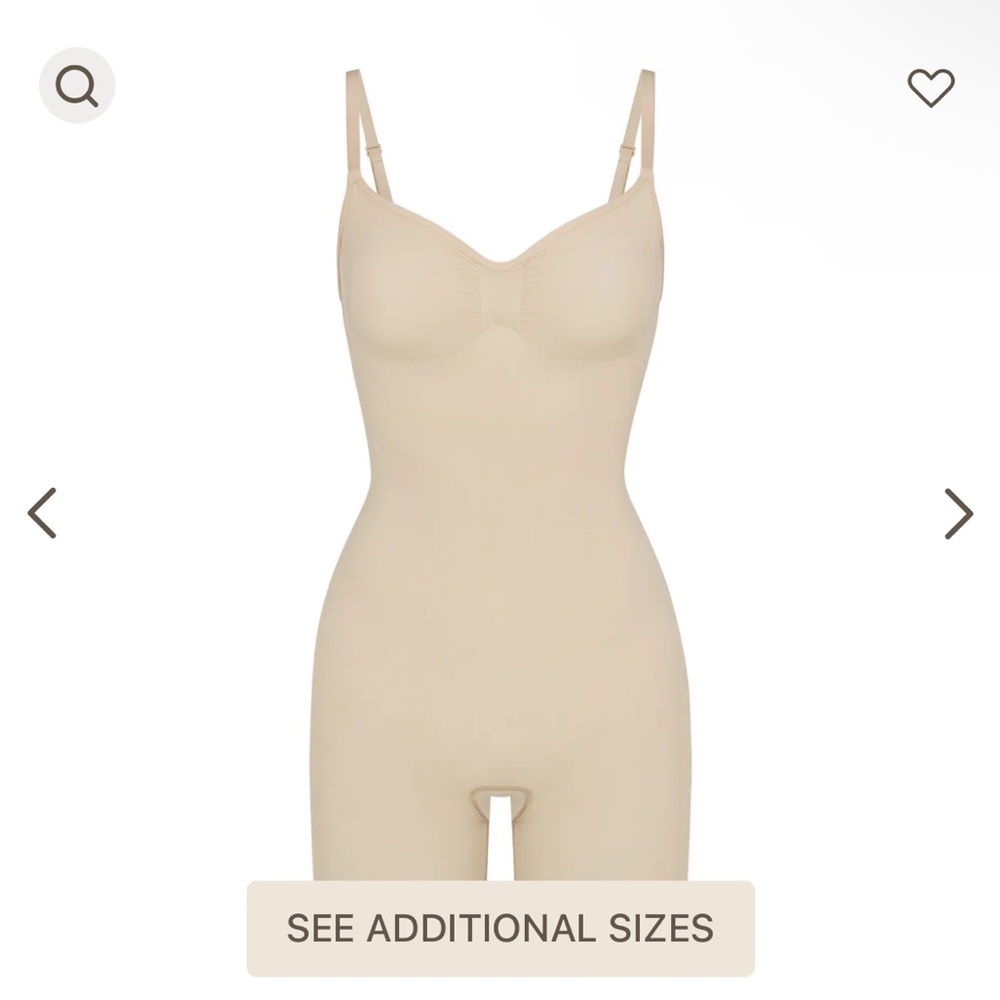 SKIMS - Mid thigh bodysuit, size s/m.